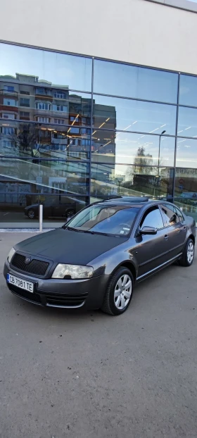 Skoda Superb 1.9tdi 131 Automatic, снимка 1