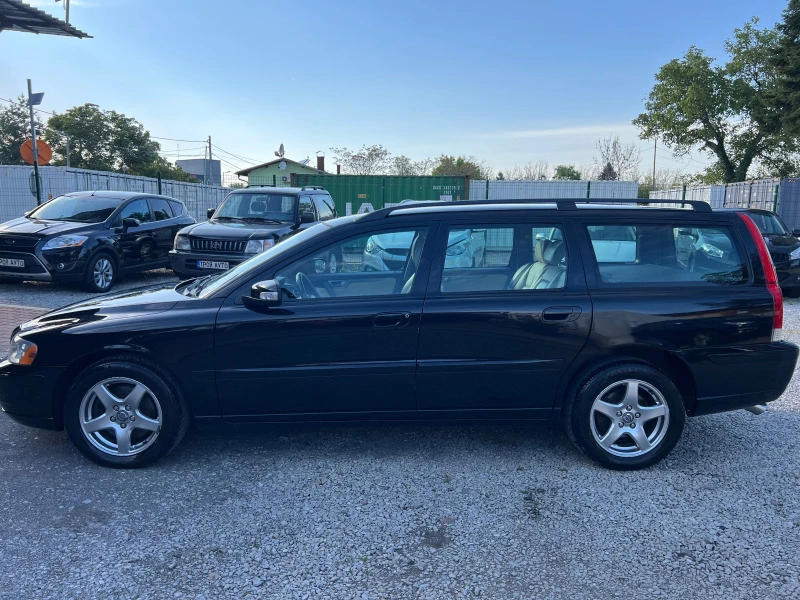 Volvo V70 2.5Т* AWD* * АВТОМАТИК* , снимка 8 - Автомобили и джипове - 45405559