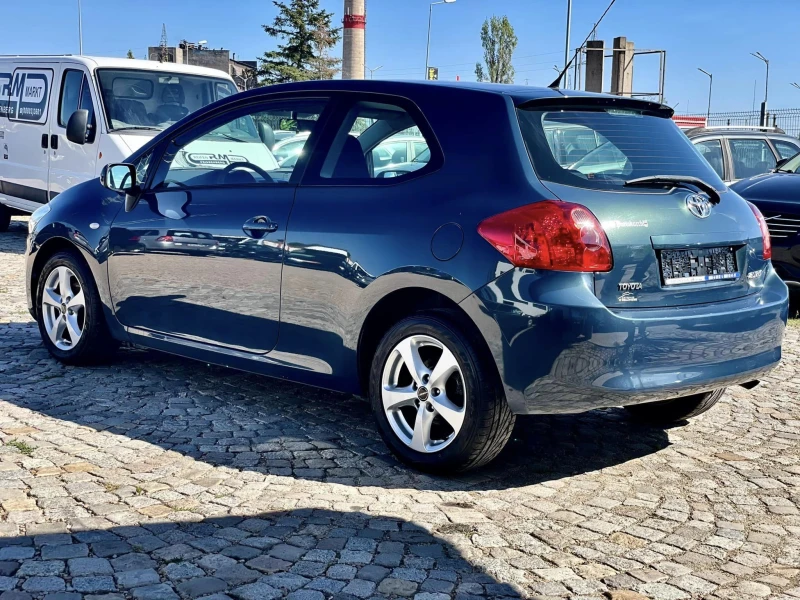 Toyota Auris 1.3 6-скорости, снимка 3 - Автомобили и джипове - 47543339