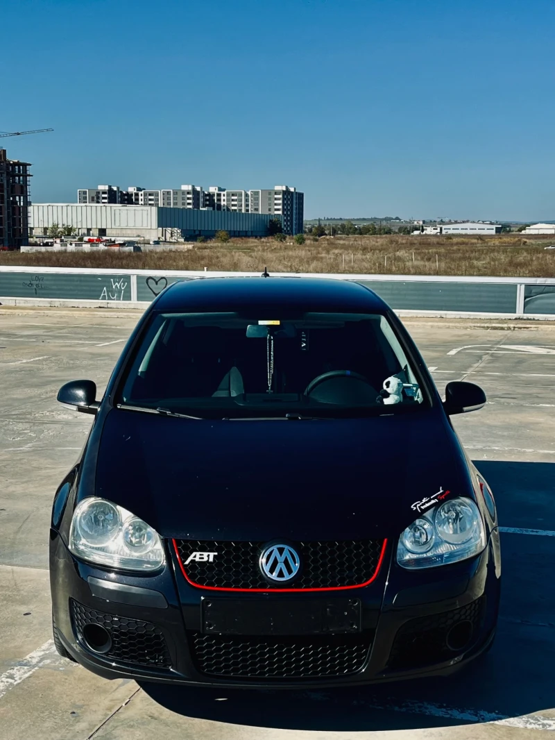 VW Golf, снимка 1 - Автомобили и джипове - 48551667