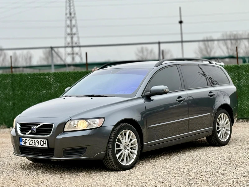 Volvo V50 2.4 D5 * AVTOMAT* NAVI* , снимка 3 - Автомобили и джипове - 48932752