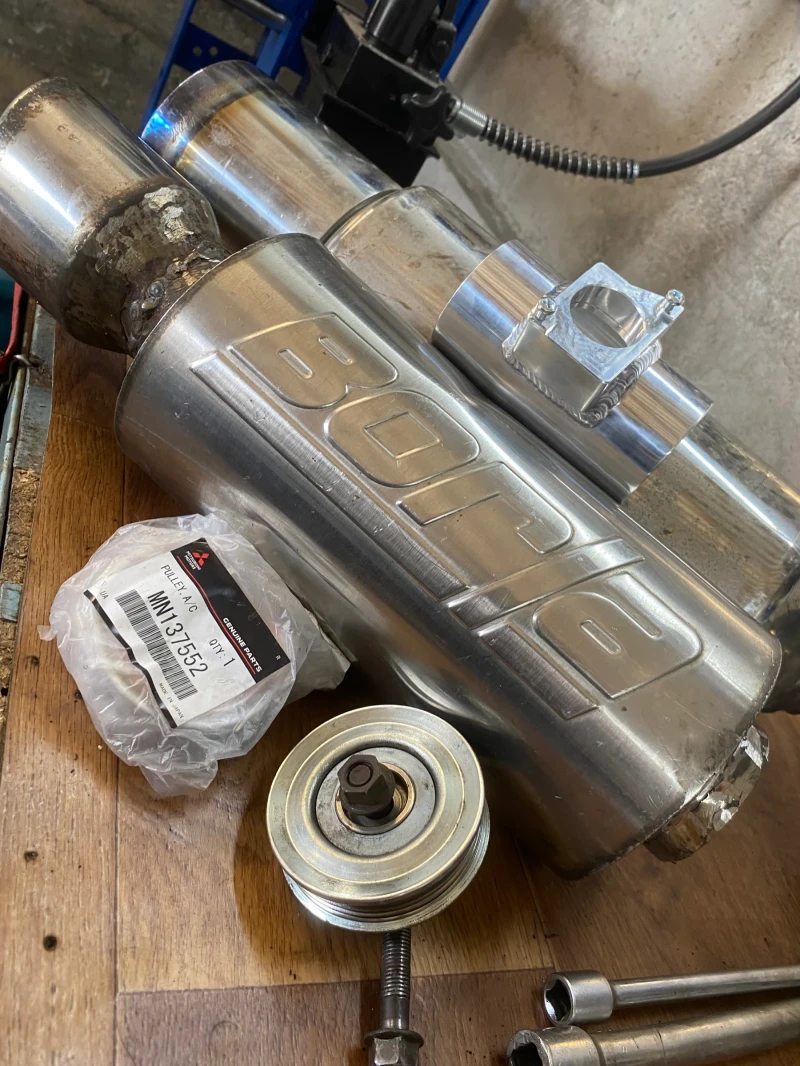 Mitsubishi Colt, снимка 16 - Автомобили и джипове - 52351092