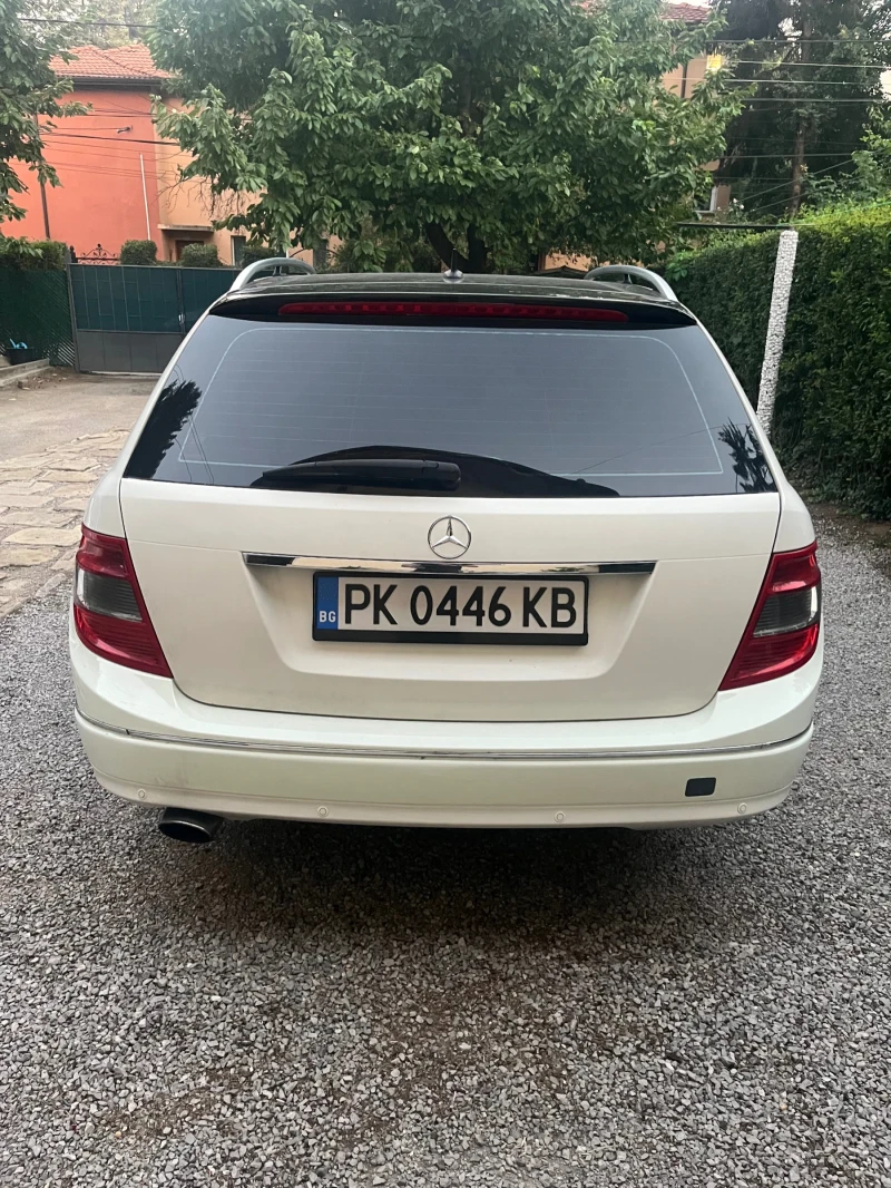 Mercedes-Benz C 220, снимка 3 - Автомобили и джипове - 52050760