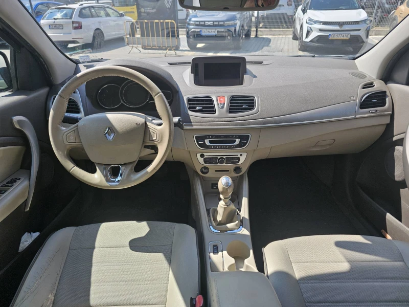 Renault Fluence 1.6 dCi 130, снимка 7 - Автомобили и джипове - 51365492