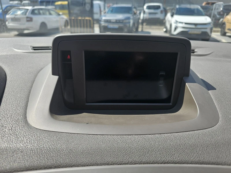 Renault Fluence 1.6 dCi 130, снимка 12 - Автомобили и джипове - 51365492