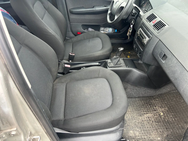 Skoda Fabia 1.4-TDI, снимка 14 - Автомобили и джипове - 52163536