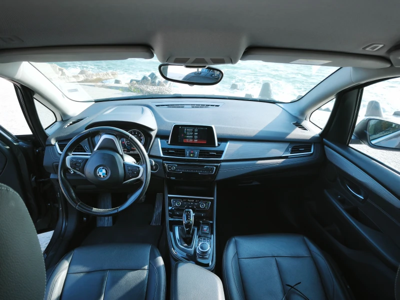 BMW 2 Gran Tourer 218i, снимка 11 - Автомобили и джипове - 52505037