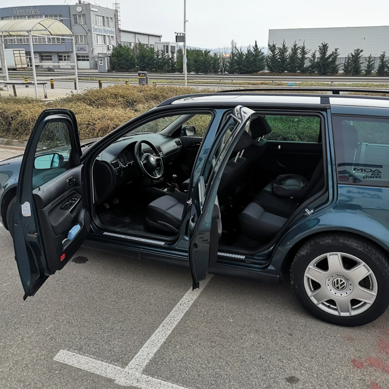 VW Golf 1.9 TDI, снимка 8 - Автомобили и джипове - 53060136