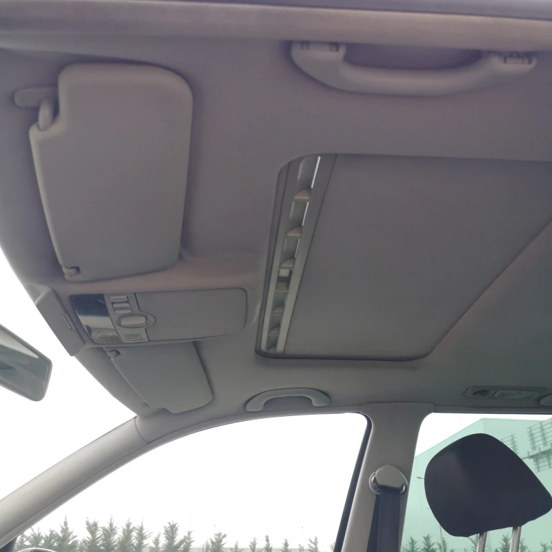 VW Golf 1.9 TDI, снимка 12 - Автомобили и джипове - 53060136