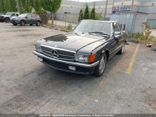 Mercedes-Benz 560 SL - изображение 2