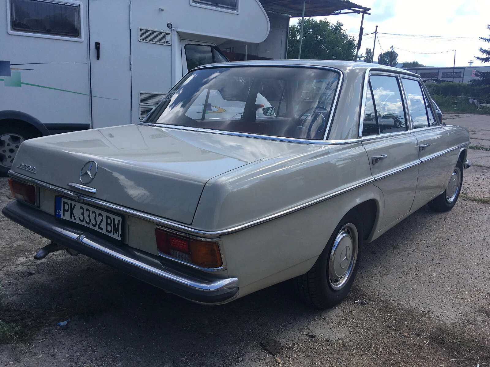 Mercedes-Benz 115 W115 220D - изображение 2