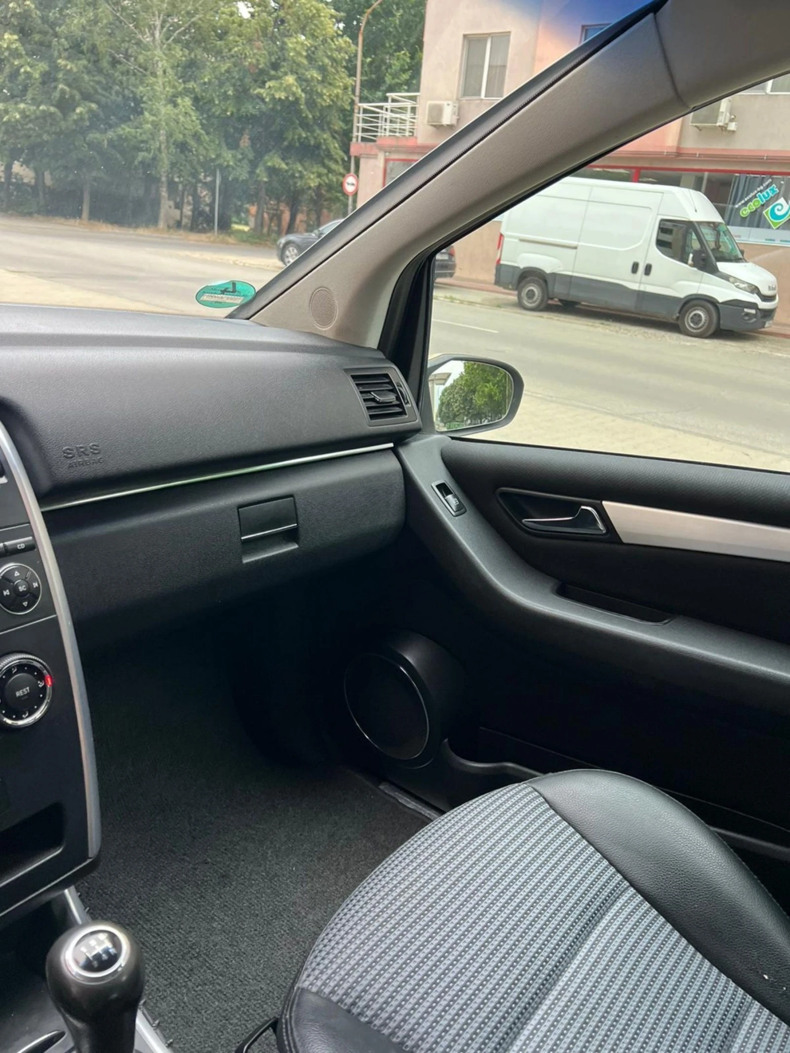 Mercedes-Benz B 170 | Mobile.bg — изображение 12