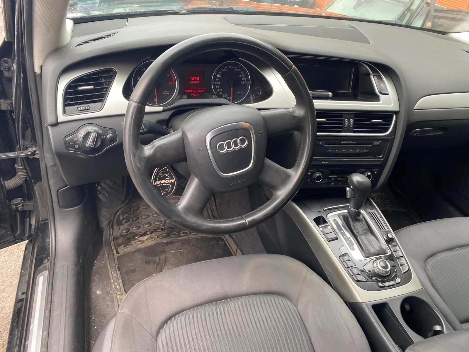 Audi A4 1.8tfsi - изображение 8