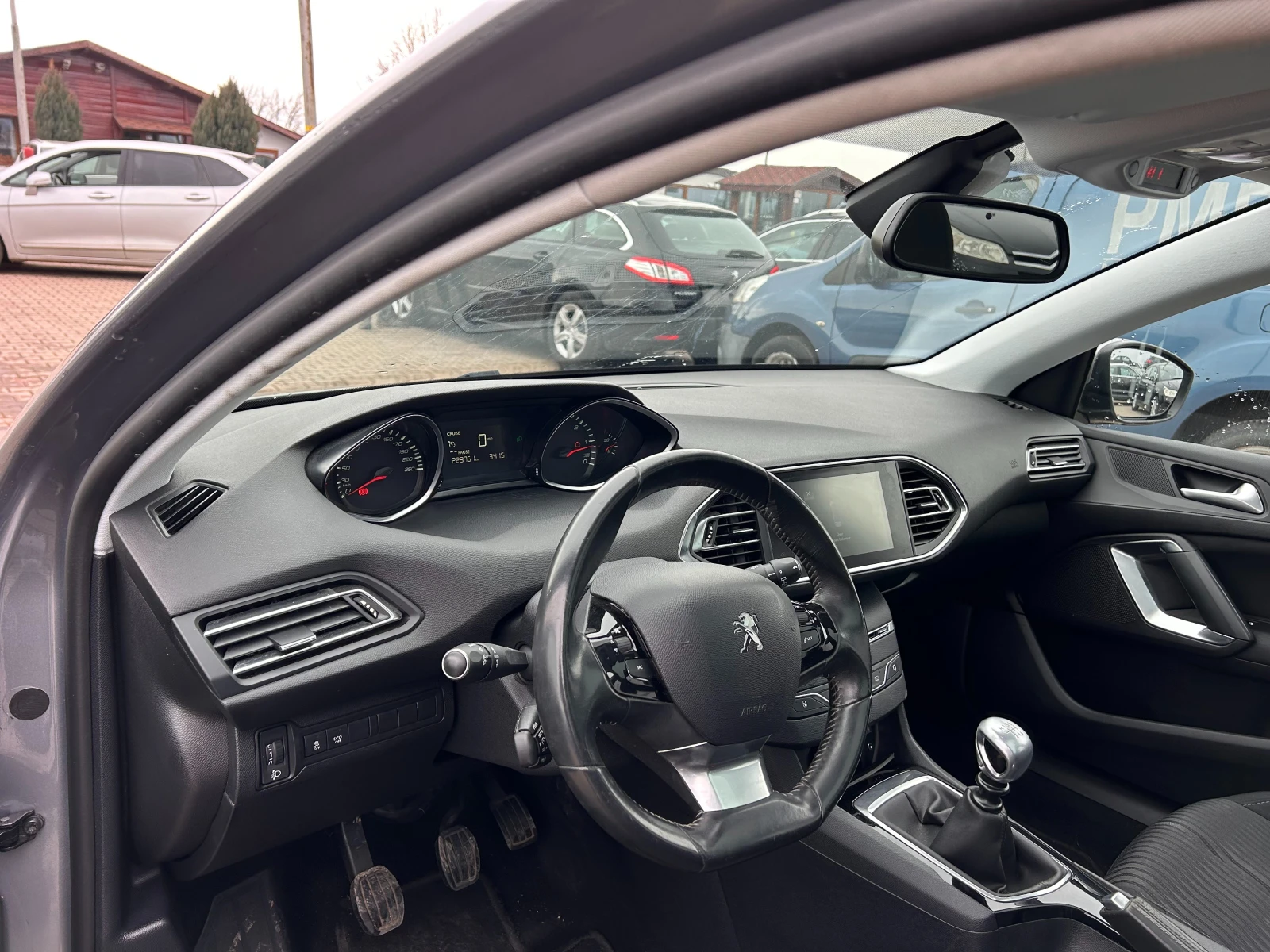 Peugeot 308 1.6HDI NAVI/PANORAMA/KAMERA EURO 6 - изображение 10