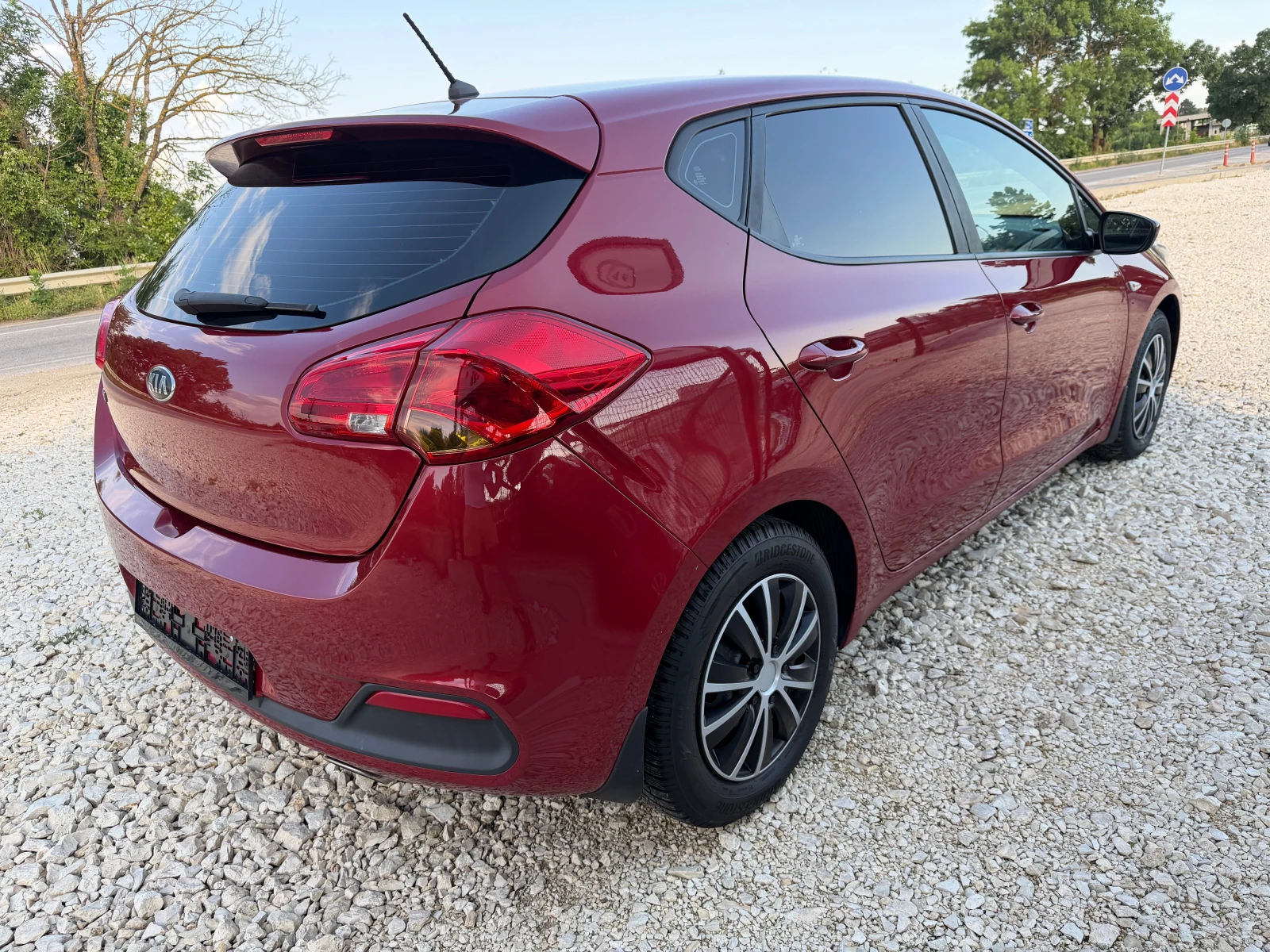 Kia Ceed 1.4i 16v/99p.s-New model!!! | Mobile.bg � ����������� 3