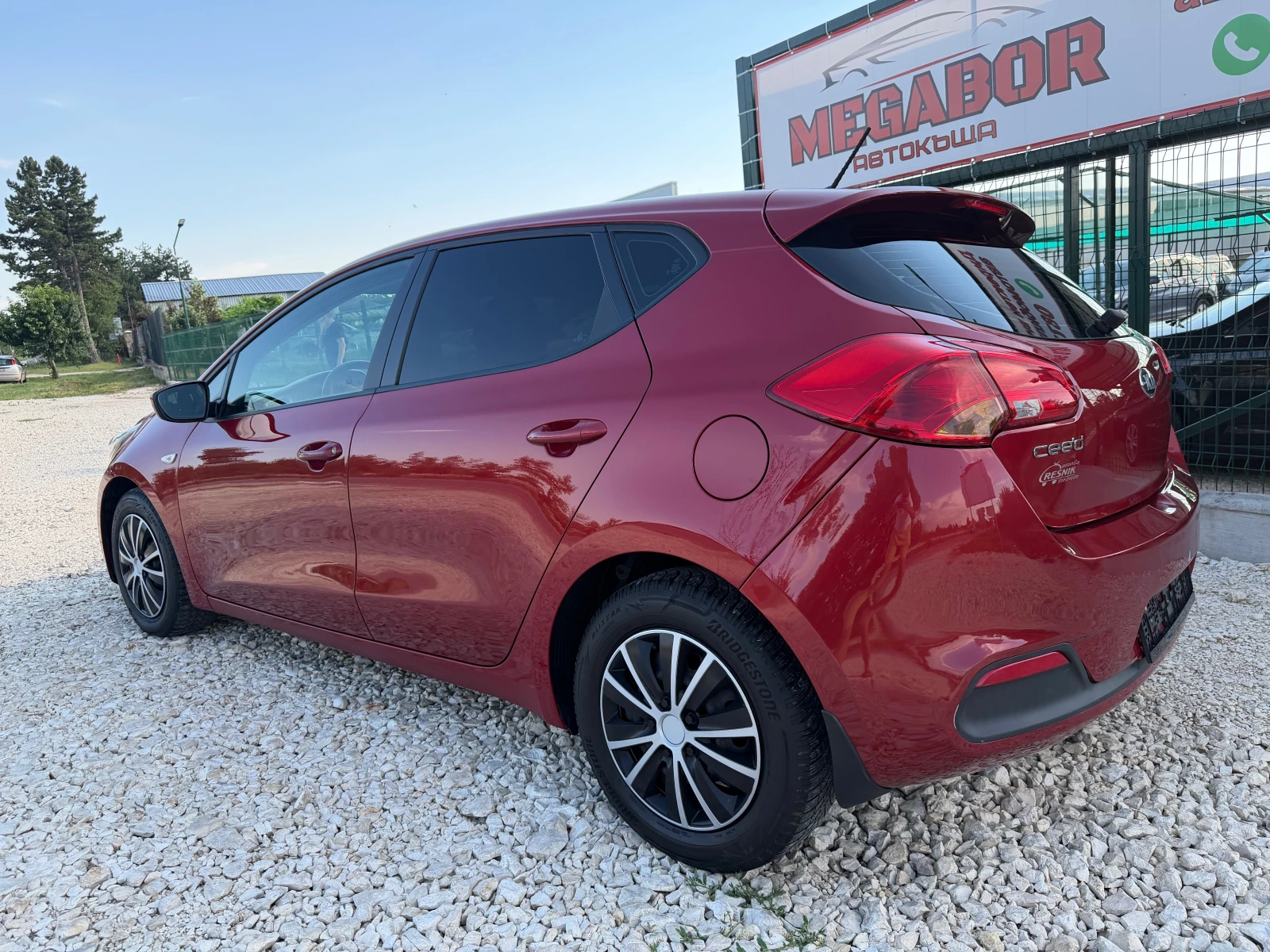 Kia Ceed 1.4i 16v/99p.s-New model!!! | Mobile.bg � ����������� 4