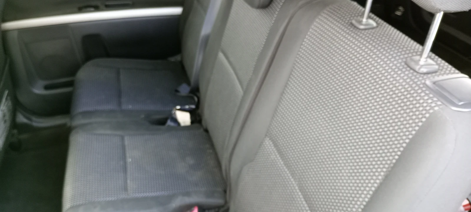 Toyota Corolla verso 2.2DCAT - изображение 2