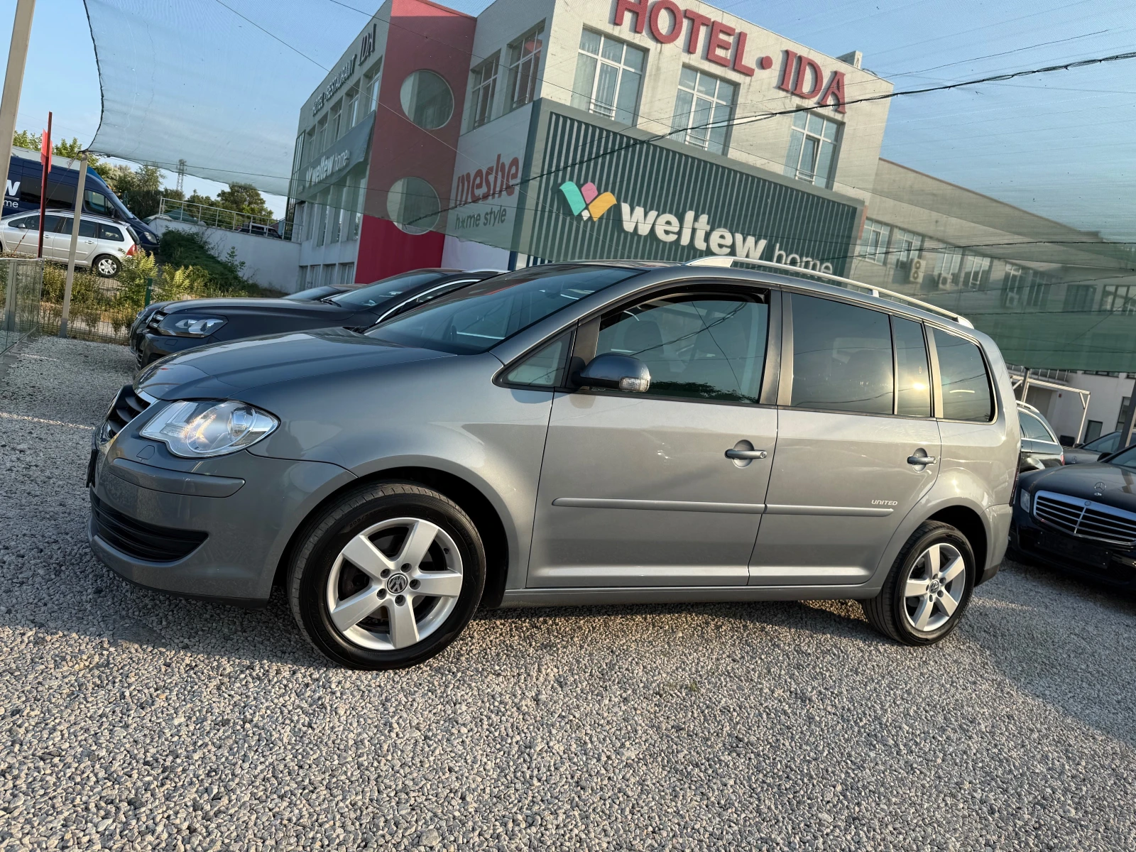 VW Touran TDi, DSG, 6+ 1, UNITED, XENON - изображение 7