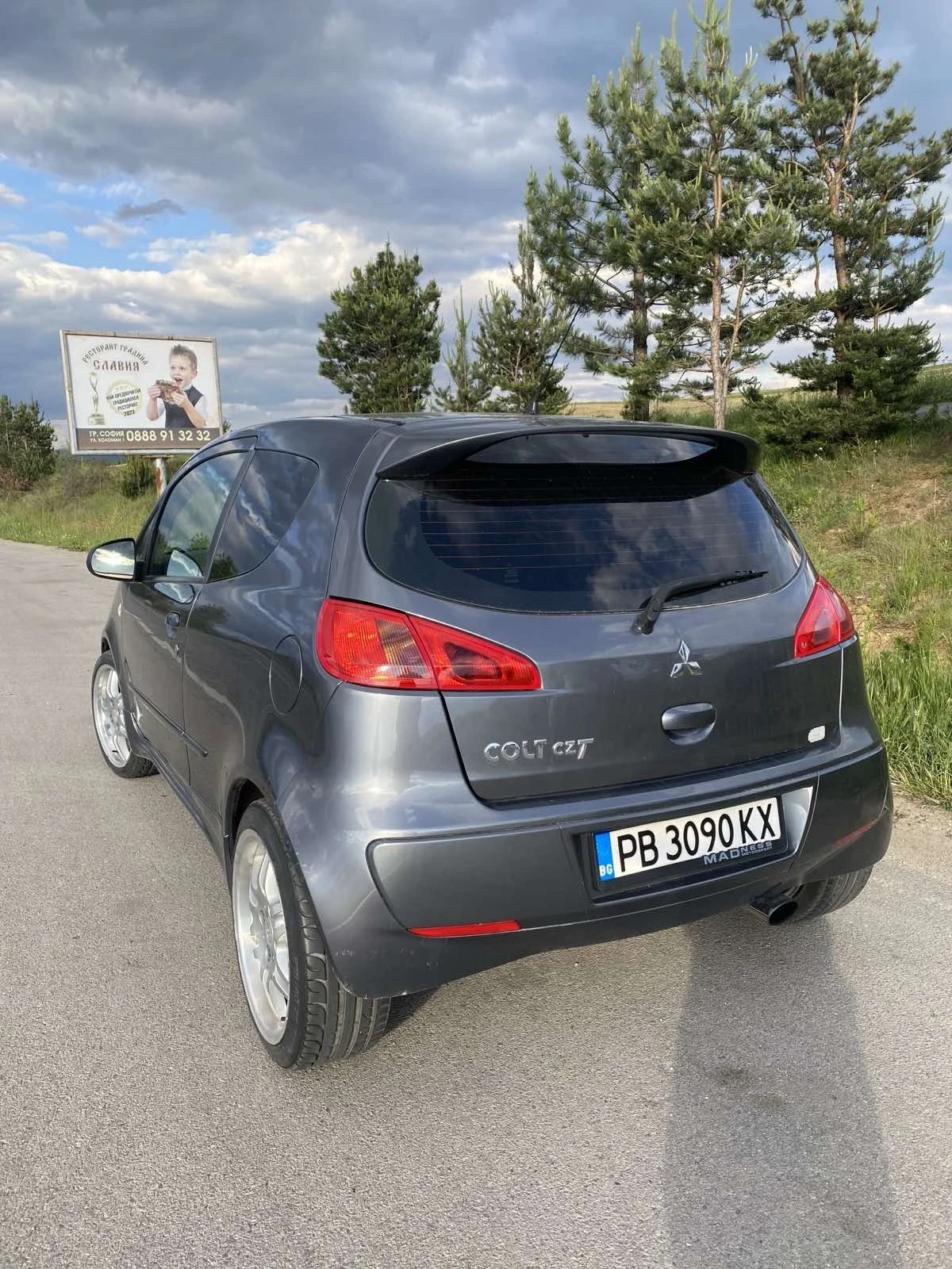 Mitsubishi Colt  - изображение 3