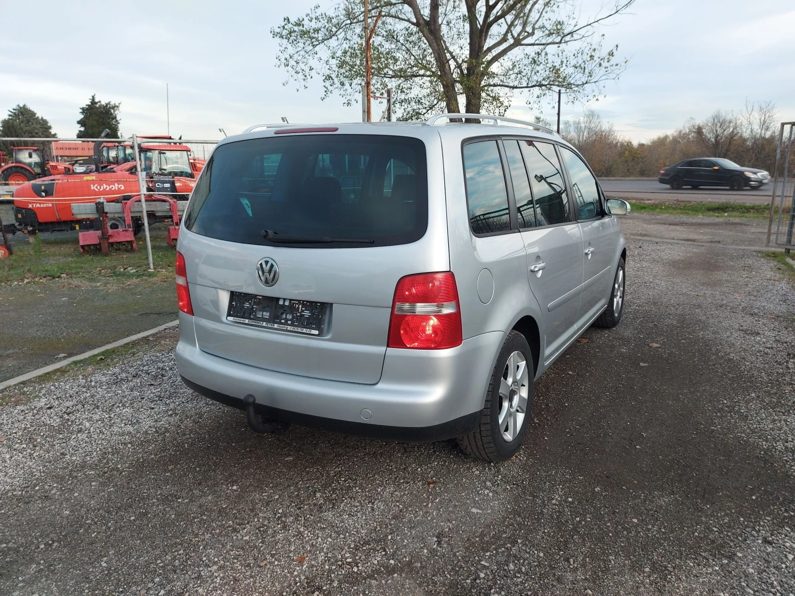 VW Touran 1.9 TDI  | Mobile.bg   8