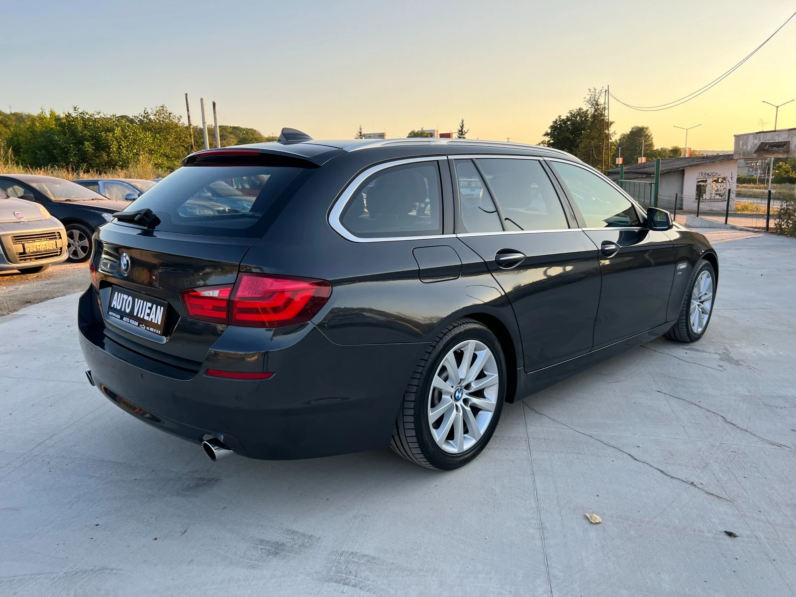 BMW 535 3.5D-313к.с-4х4 - изображение 4