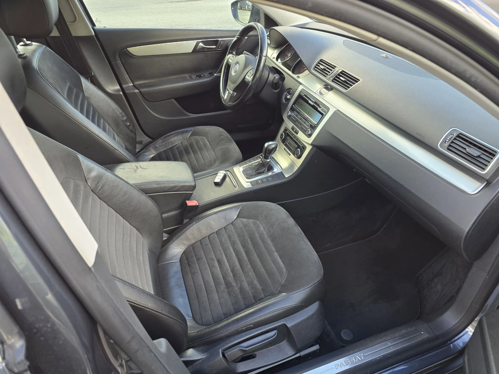 VW Passat HIGHLINE/140KS /AUTO | Mobile.bg   12