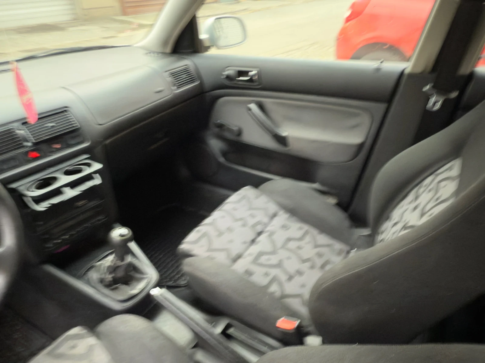 VW Golf 4 1.6 газ инжекцион - изображение 9