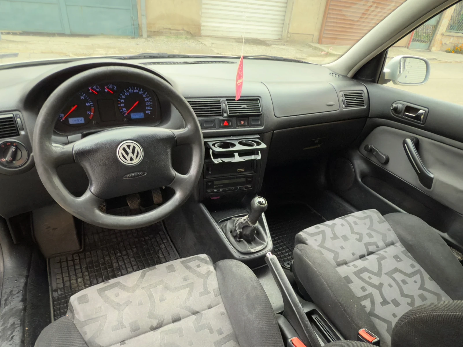 VW Golf 4 1.6 газ инжекцион - изображение 8