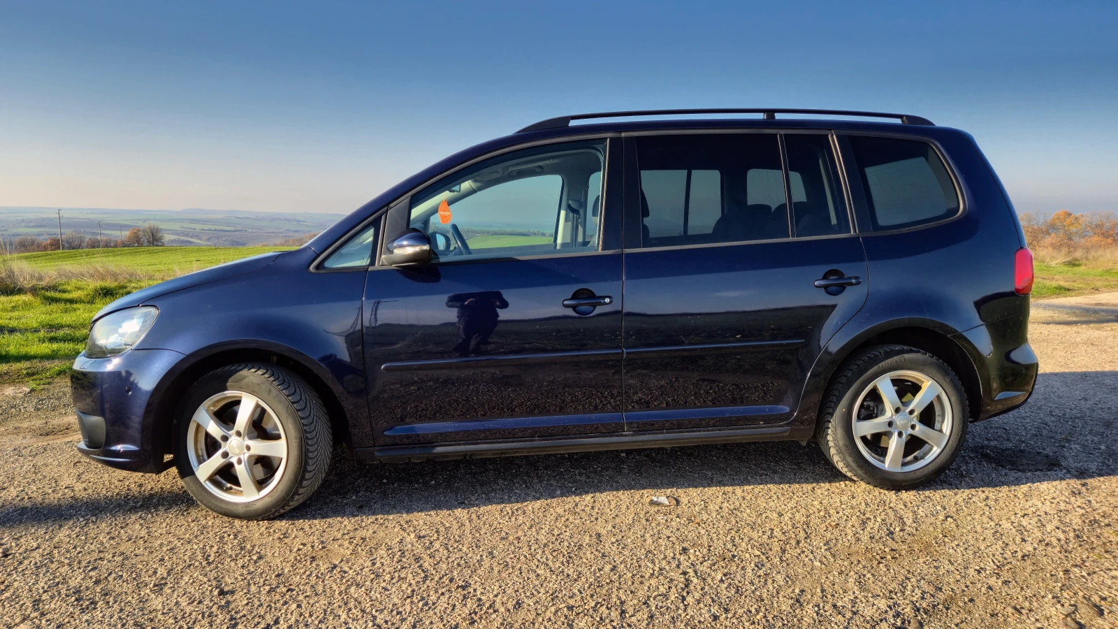 VW Touran 2, 0 TDI 140 AUTO - изображение 7