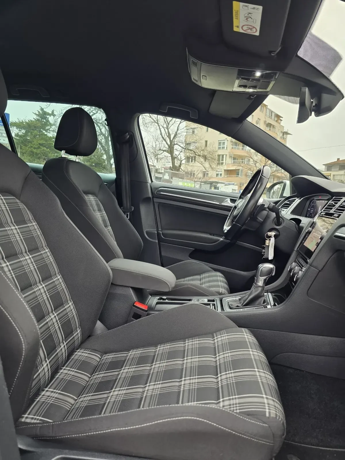 VW Golf GTD | 7.5 | TOP | DIGITAL | DISTRONIC | Mobile.bg � ����������� 10