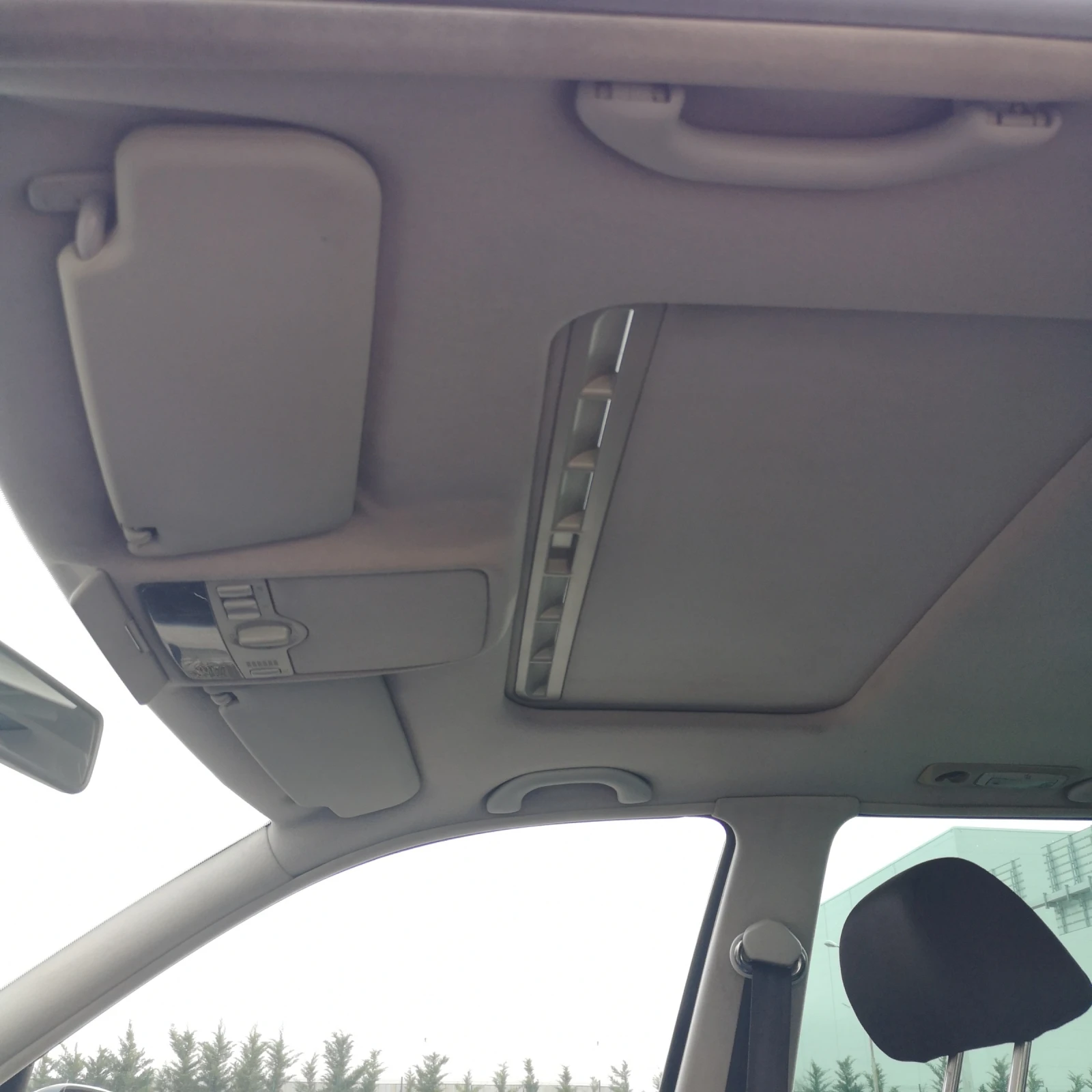 VW Golf 1.9 TDI, снимка 12 - Автомобили и джипове - 53060136