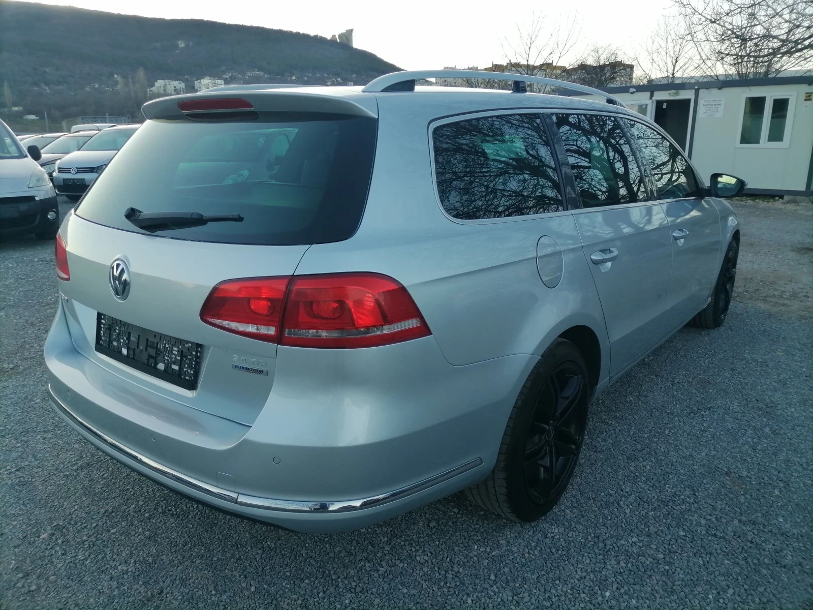 VW Passat 2.0Tdi 170kc.Автомат Кожа, снимка 4 - Автомобили и джипове - 53756368