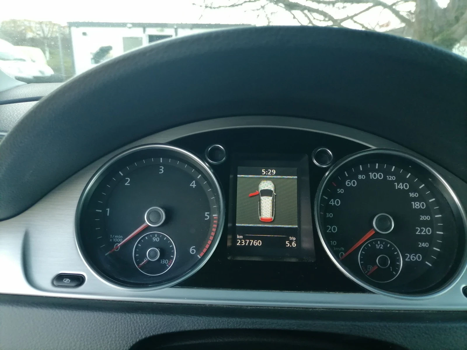 VW Passat 2.0Tdi 170kc.Автомат Кожа, снимка 11 - Автомобили и джипове - 53756368