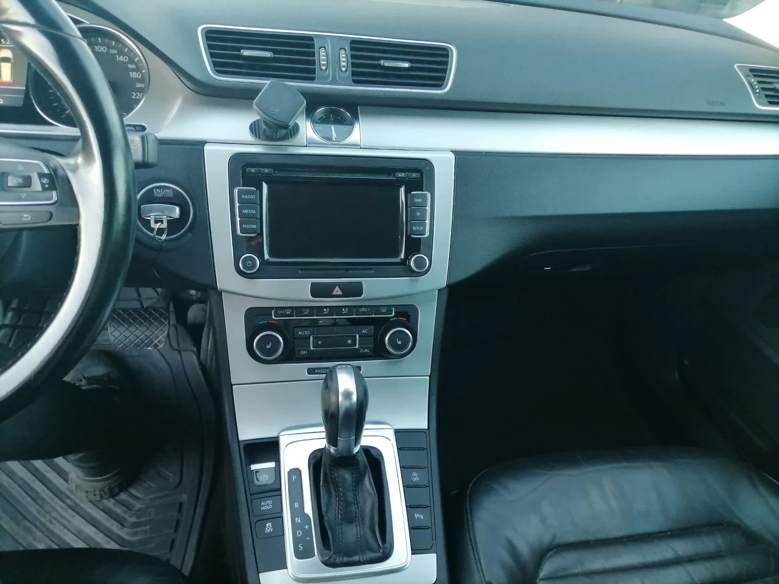 VW Passat 2.0Tdi 170kc.Автомат Кожа, снимка 9 - Автомобили и джипове - 53756368