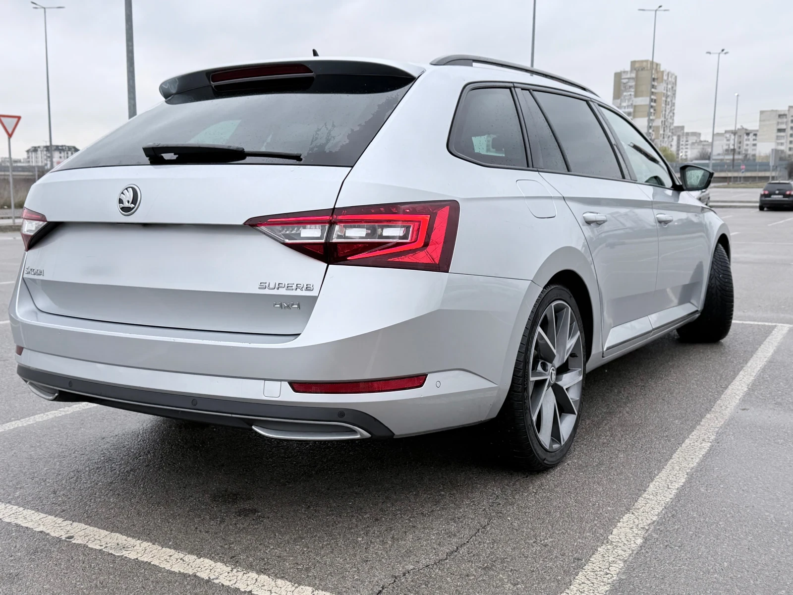 Skoda Superb 2.0 TDI Sportline ABT 4x4 , снимка 4 - Автомобили и джипове - 53956278