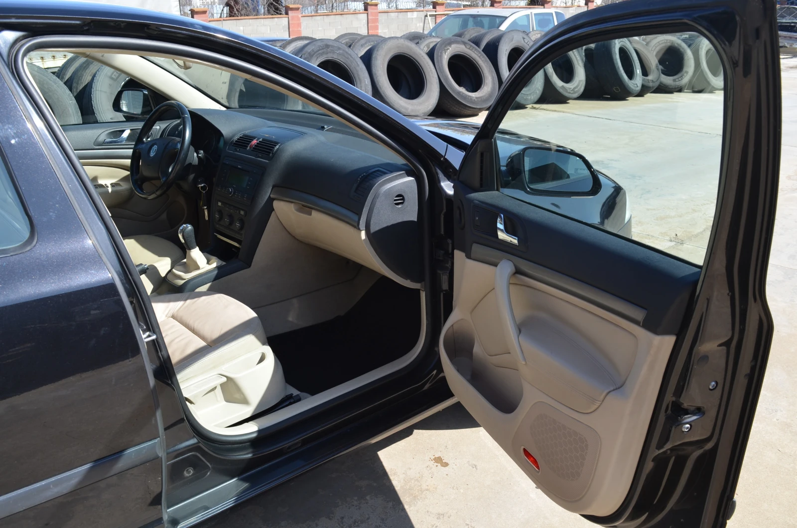 Skoda Octavia 1.9TDI, снимка 16 - Автомобили и джипове - 54005718