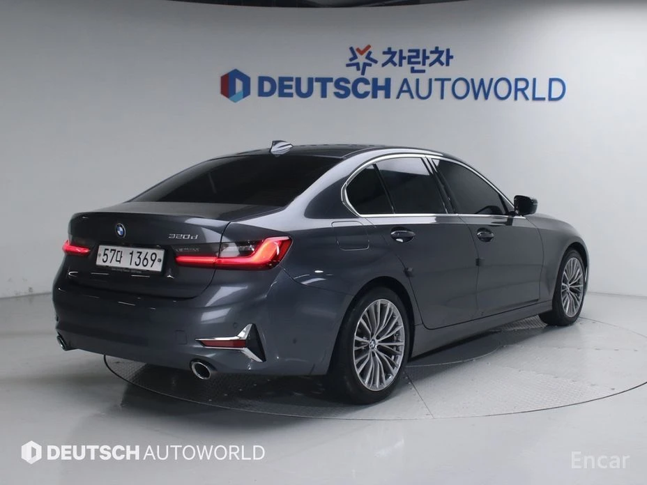 BMW 320, снимка 2 - Автомобили и джипове - 54438073