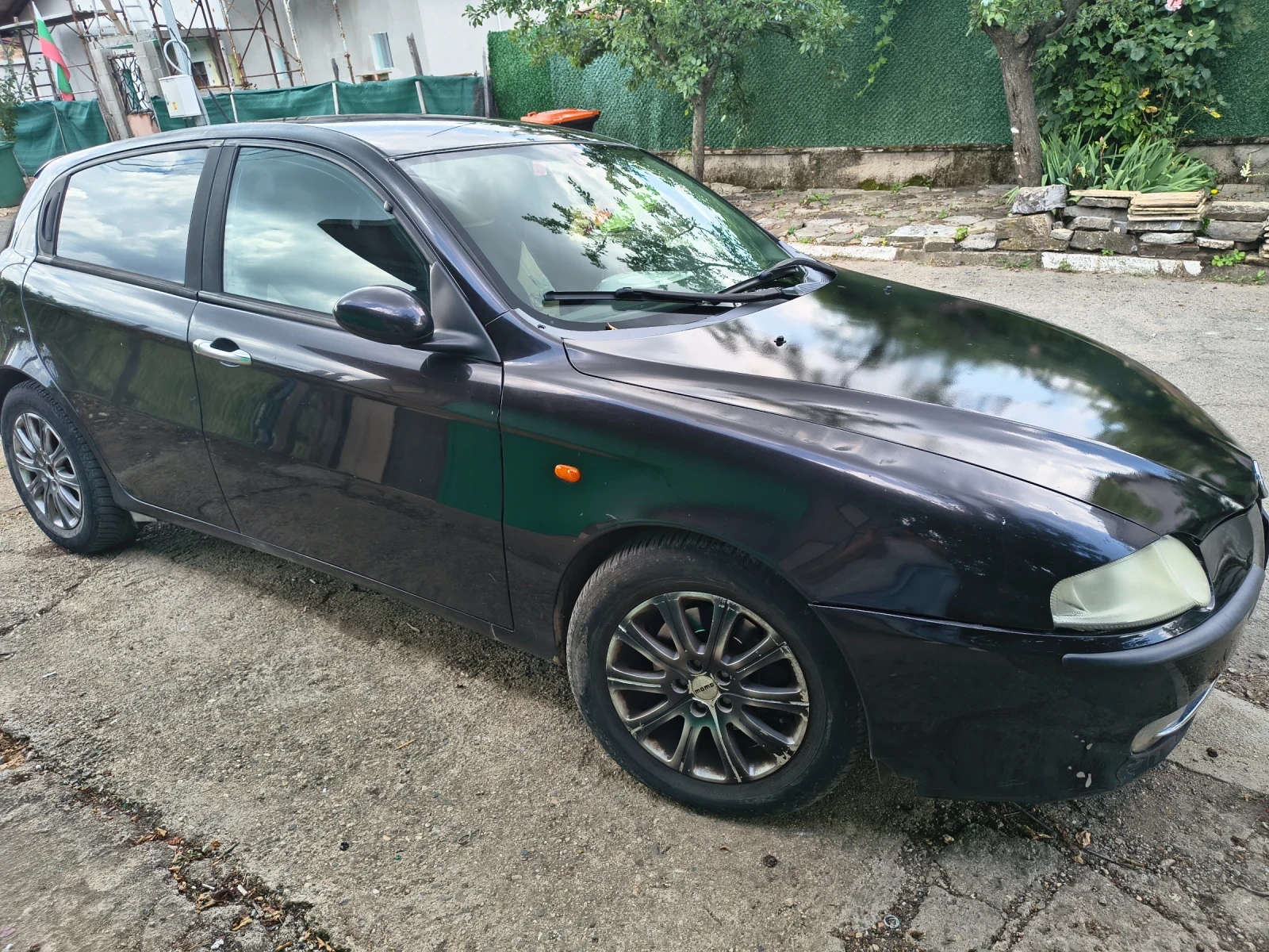 Alfa Romeo 147 1.9 JTD, снимка 2 - Автомобили и джипове - 55127522