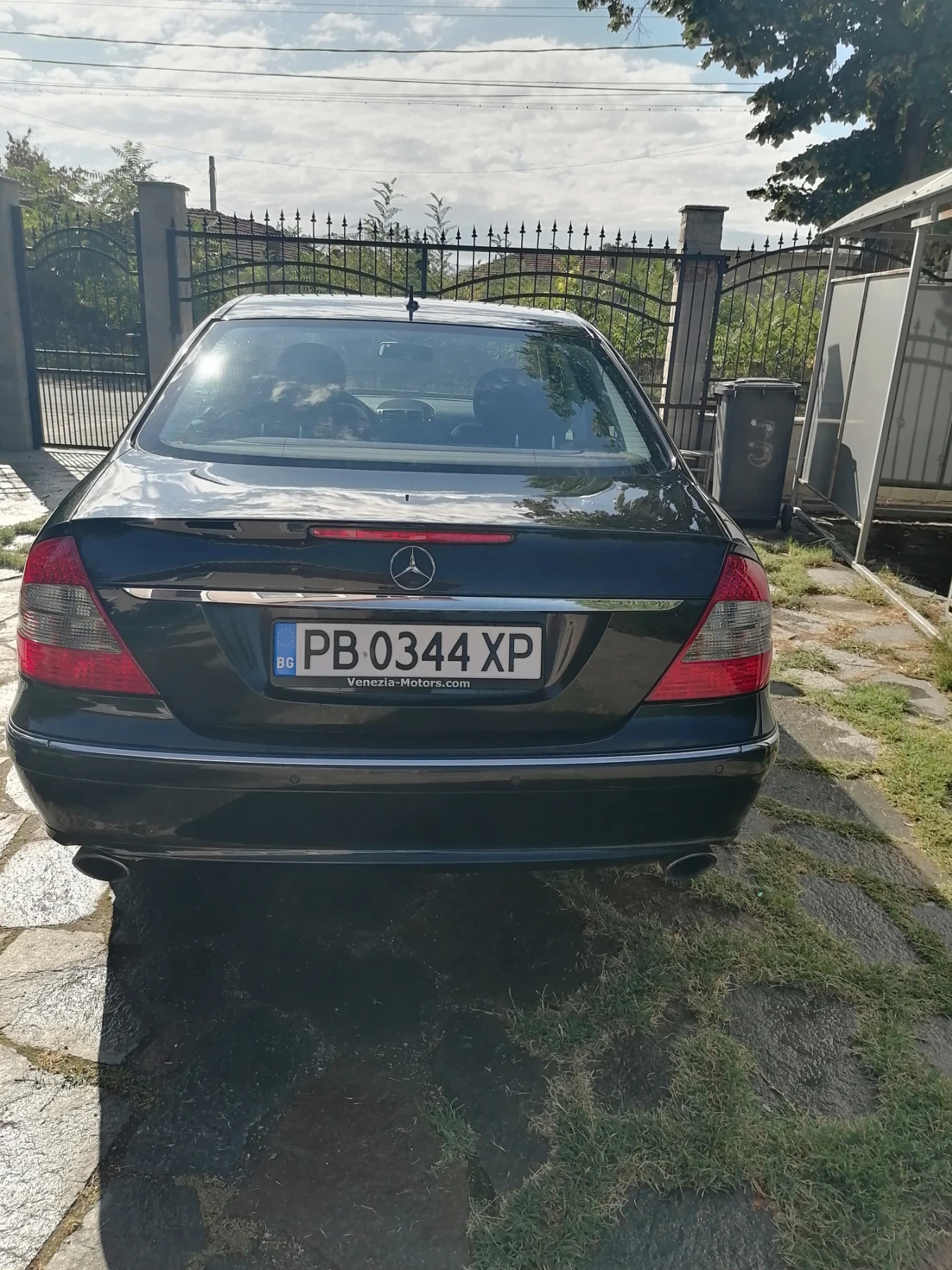 Mercedes-Benz E 320 CDI, снимка 3 - Автомобили и джипове - 55681599