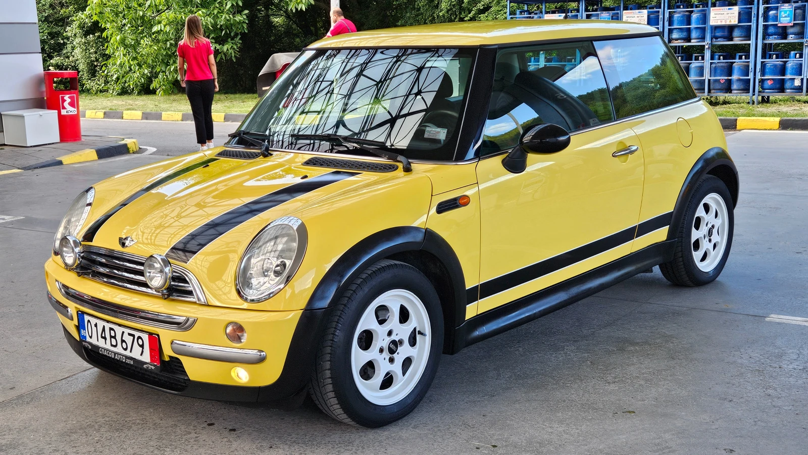 Mini Cooper 1.4 D4d KLIMATIK/6skorosti, снимка 2 - Автомобили и джипове - 55291142