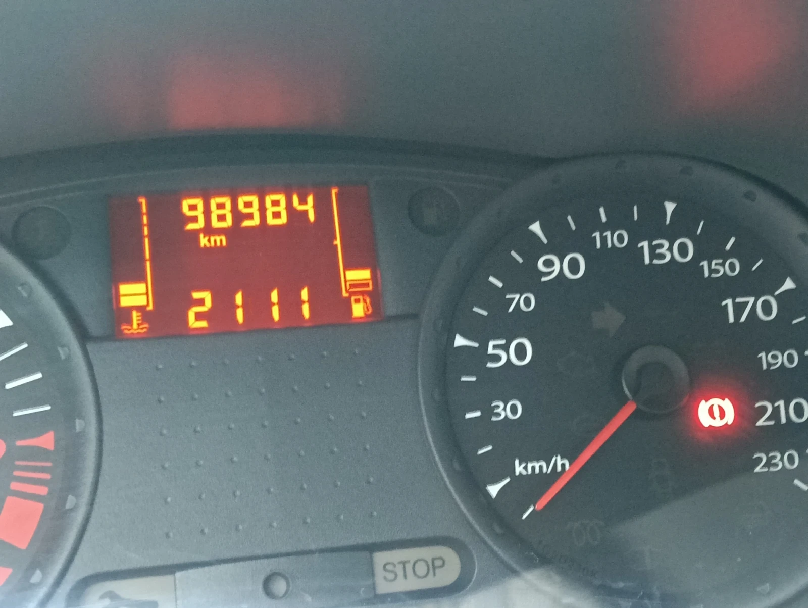 Renault Clio, снимка 9 - Автомобили и джипове - 55632937