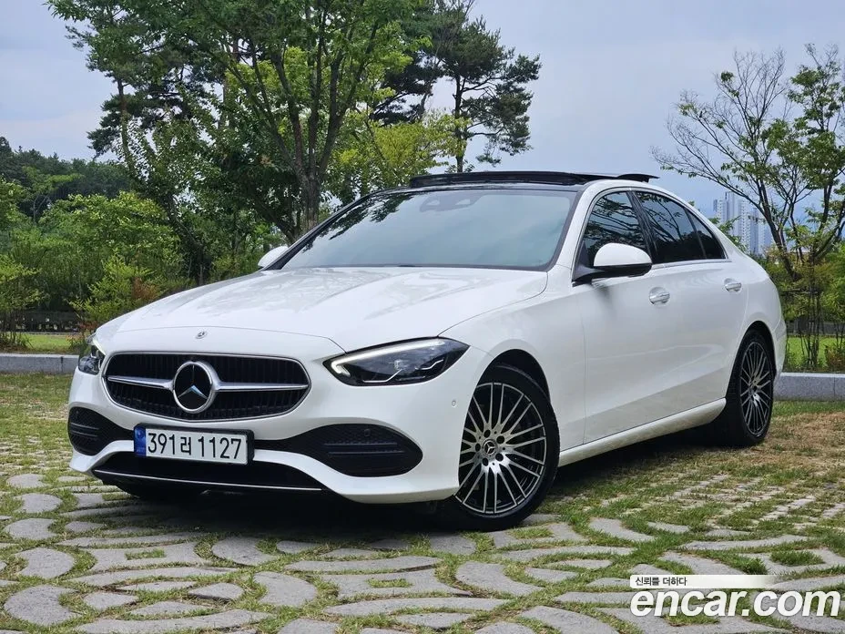 Mercedes-Benz C 300 4MATIC | AVANTGARDE