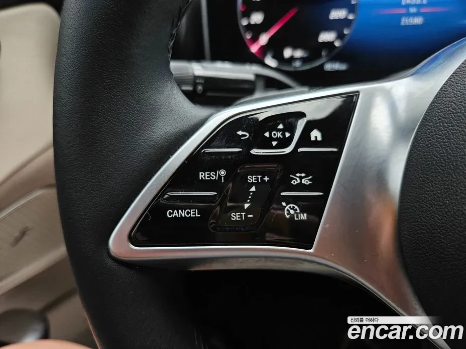 Mercedes-Benz C 300 4MATIC | AVANTGARDE, снимка 9 - Автомобили и джипове - 55826160