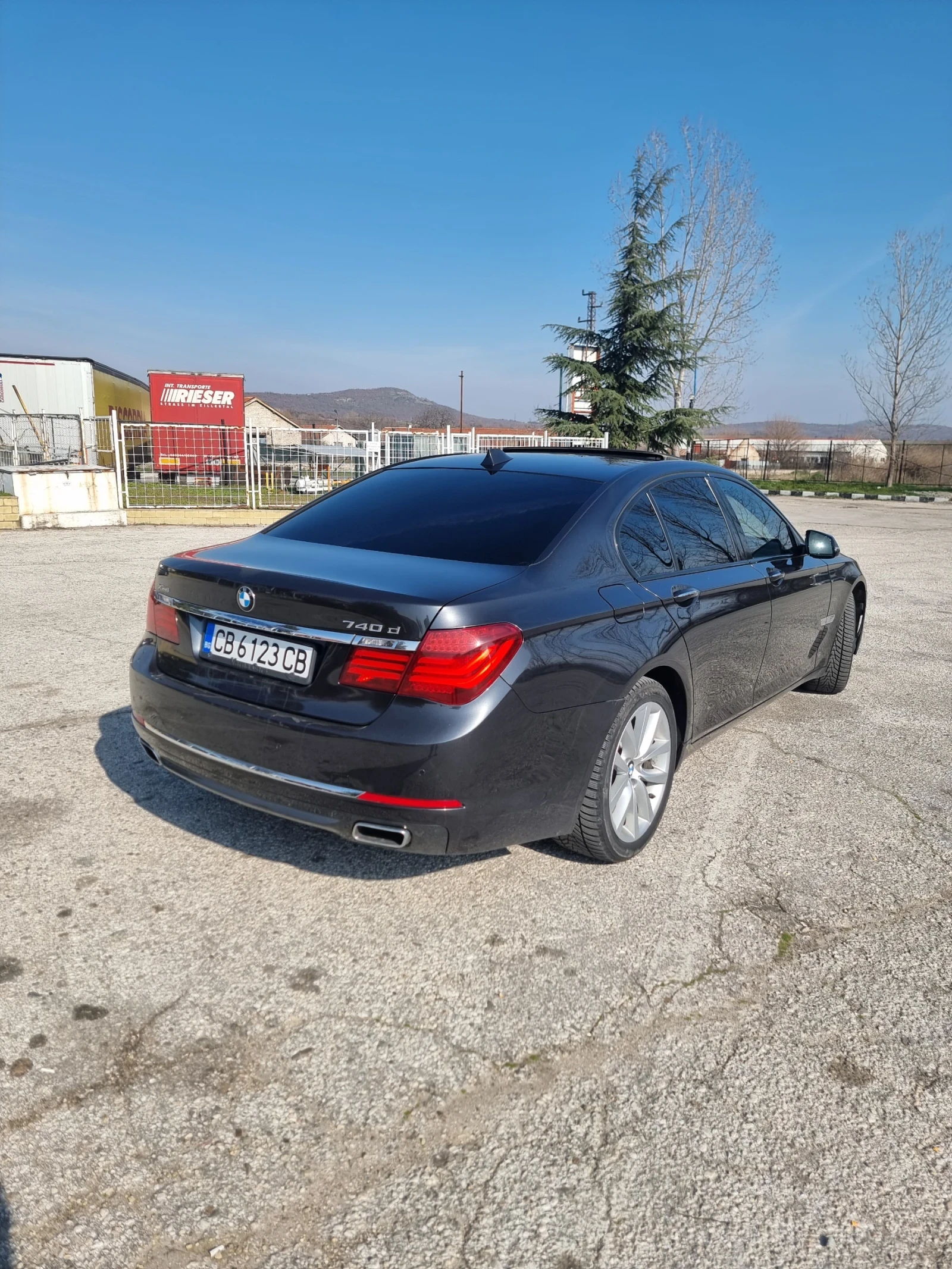 BMW 740, снимка 6 - Автомобили и джипове - 56088939