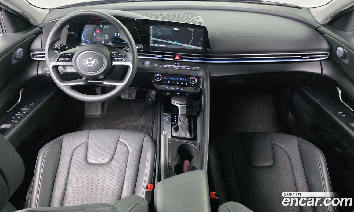 Hyundai Elantra 1.6 Smart, снимка 7 - Автомобили и джипове - 56155946