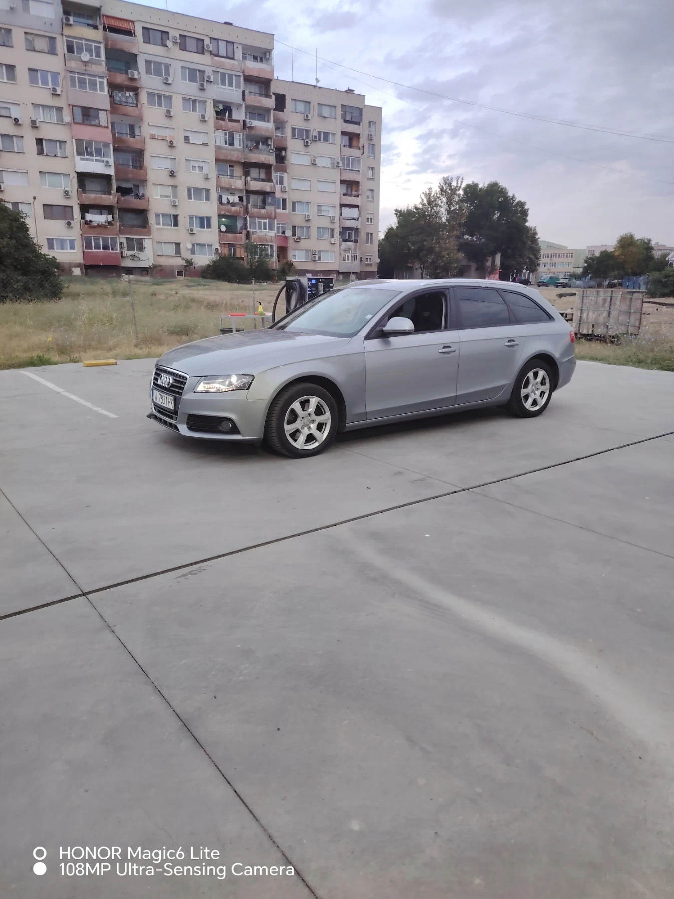 Audi A4, снимка 12 - Автомобили и джипове - 56171143
