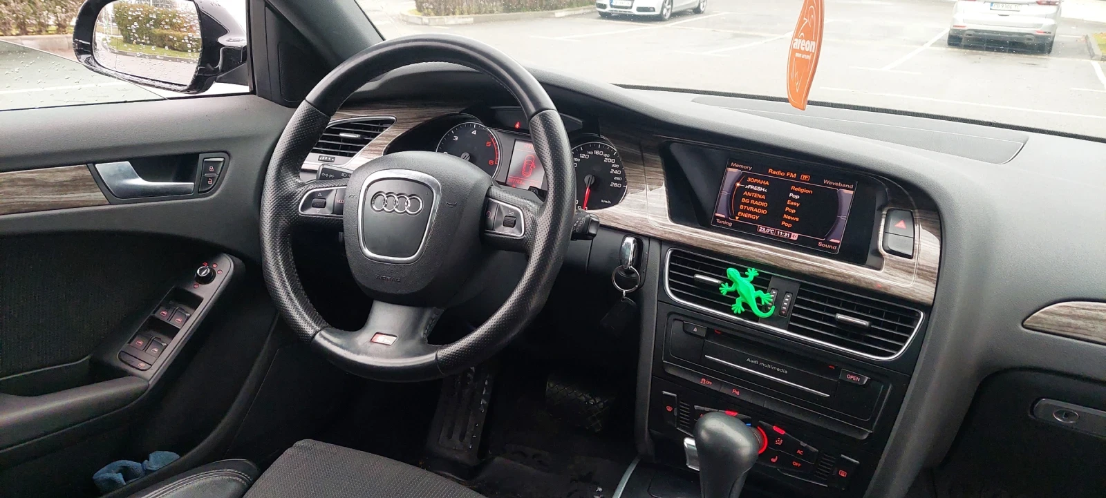 Audi A4 3.0TDI s-line, снимка 6 - Автомобили и джипове - 56636095
