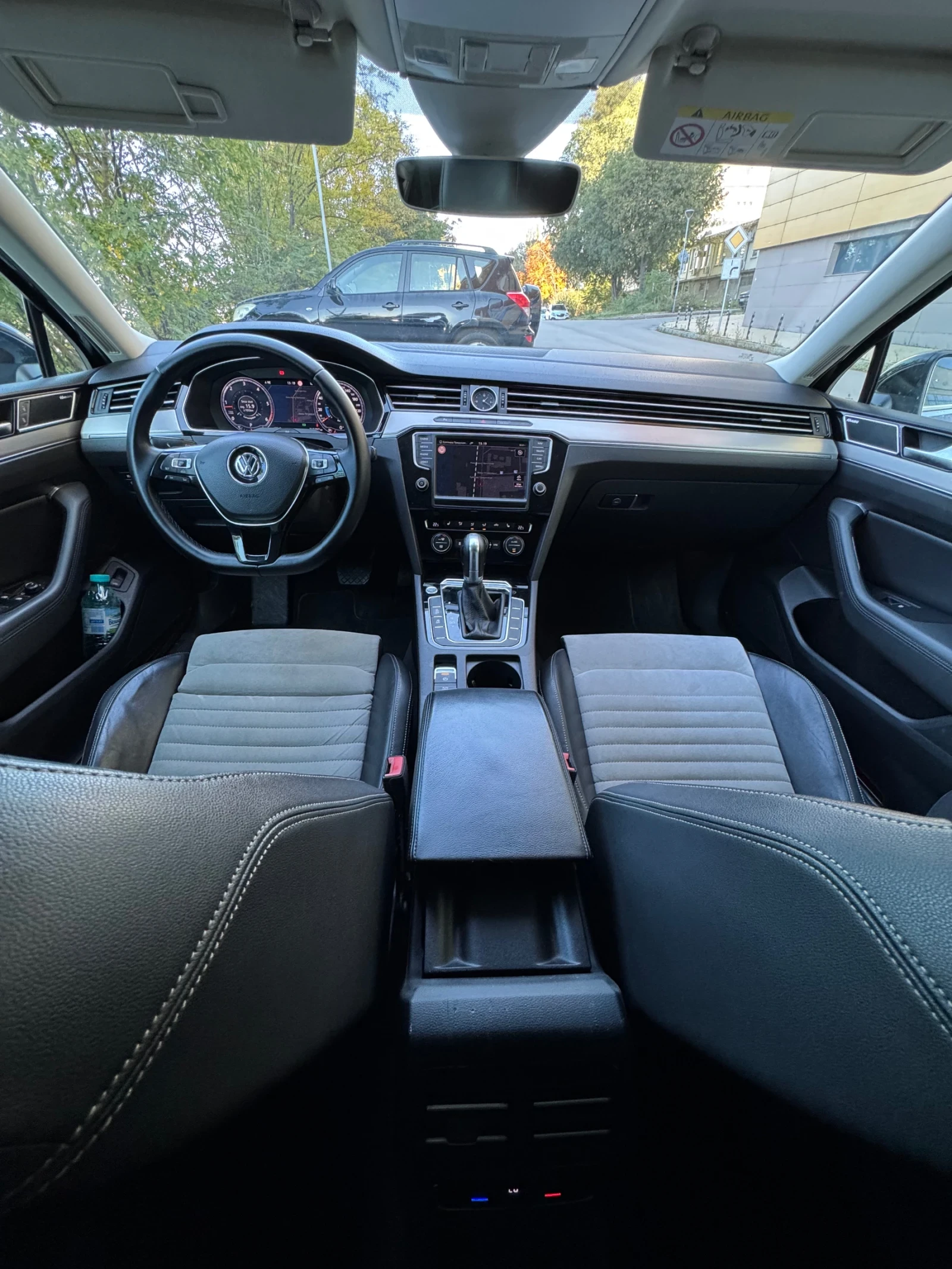VW Passat B8 / 4motion/ DIGITAL / LED, снимка 7 - Автомобили и джипове - 56638405