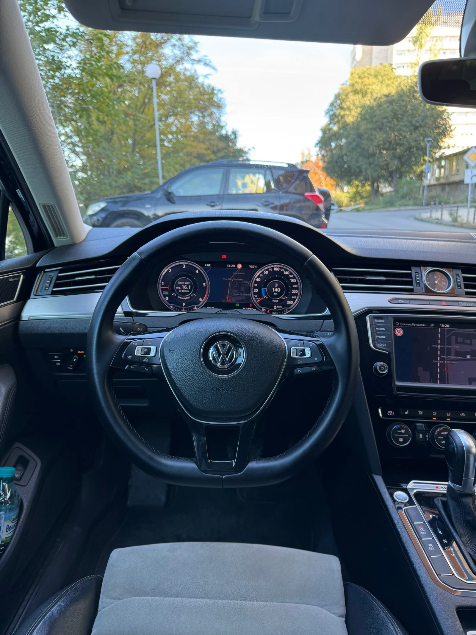 VW Passat B8 / 4motion/ DIGITAL / LED, снимка 16 - Автомобили и джипове - 56638405