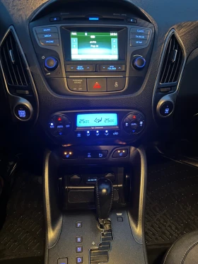 Hyundai IX35 4x4 ШВЕЙЦАРИЯ , снимка 13